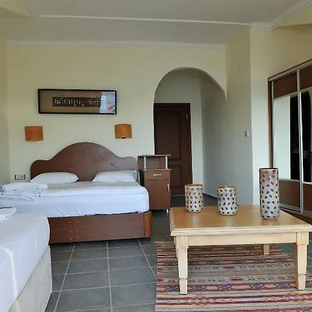 Dolphin 3* Selimiye (Aegean)